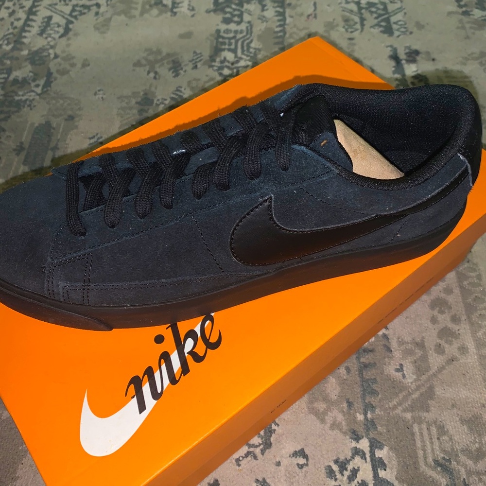 Nike Low Blazer (black)